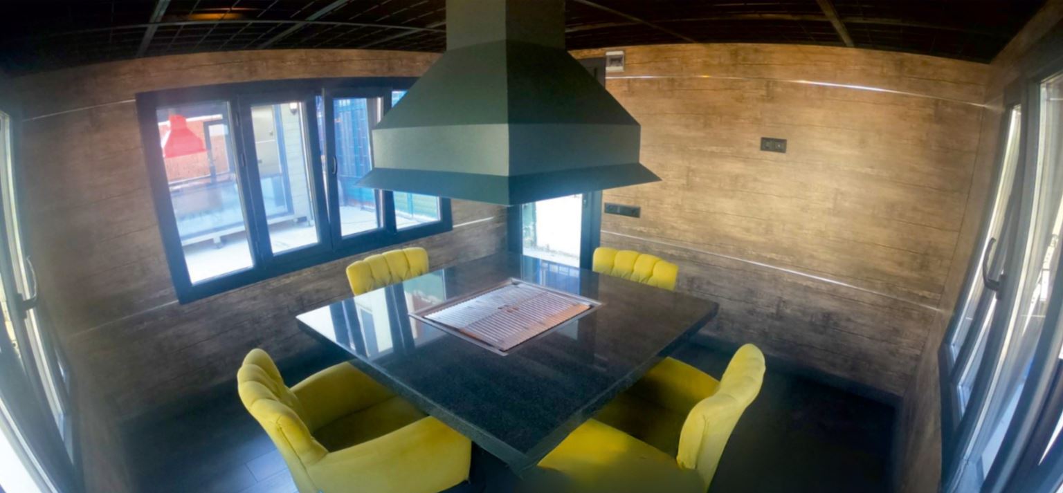 PVC Camlı Mangal Kulübesi: Ekonomik ve Fonksiyonel Bahçe Odası